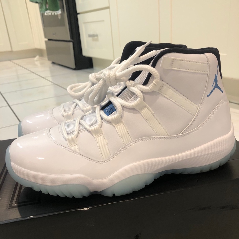 Jordan 11 Retro: Legend Blue
